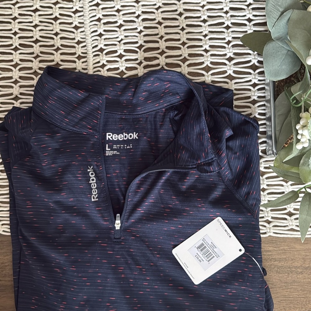 🏃‍♀️BRAND NEW Reebok Quarter Zip 🏃‍♀️